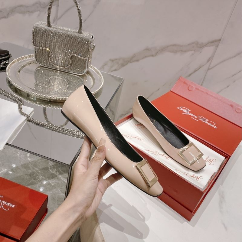 Roger Vivier flat shoes